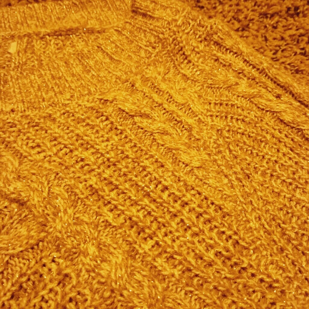 Sweater - Picture 3 of 3